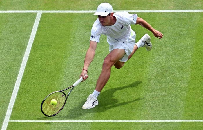 De Minaur charges into fourth round at Wimbledon | 3 July, 2022 | All News | News and Features | News and Events