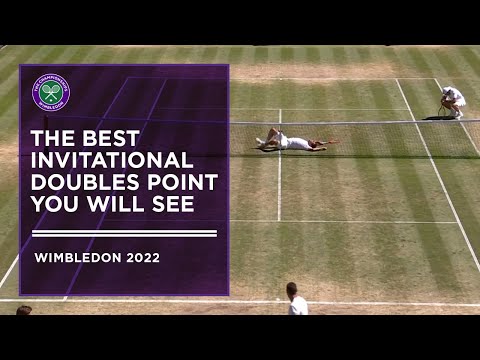 Hilarious Invitational Doubles Point Ends in Laughter | Wimbledon 2022