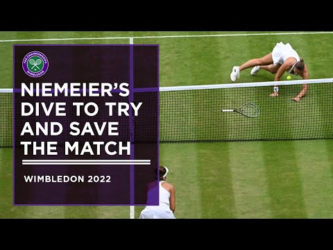 Jule Niemeier Throws Everything Into Wimbledon Quarter-Final | Wimbledon 2022