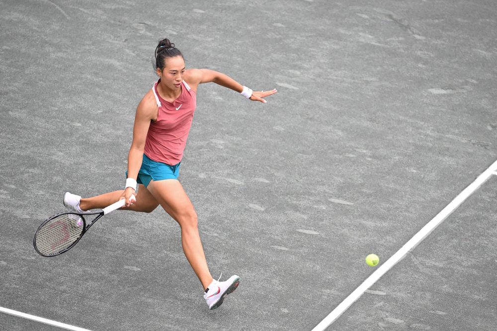 Zheng Qinwen has hit the most aces in one match through the first quarter of 2022, firing 19 against Ekaterina Alexandrova in the third round of Charleston before retiring down 2-6, 7-5, 6-2 due to a left wrist injury.