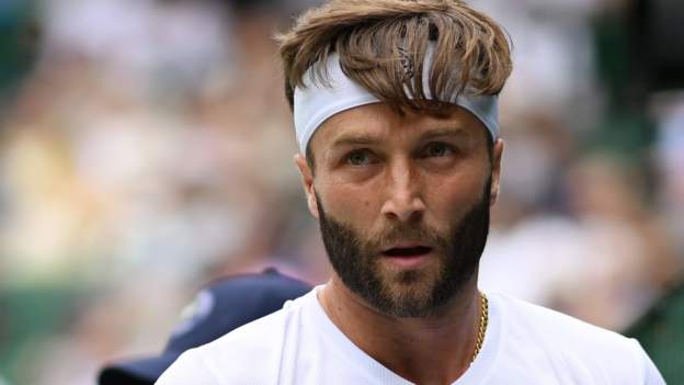 Wimbledon 2022: Liam Broady loses to Alex de Minaur at All England Club