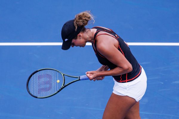 Madison Keys knocks out No. 1 Iga Swiatek to reach Western & Southern Open quarterfinals