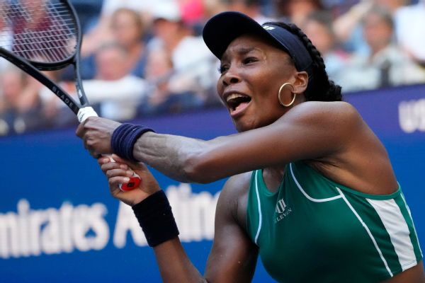 Venus Williams falls to Alison Van Uytvanck in US Open first-round match after missing last year's event