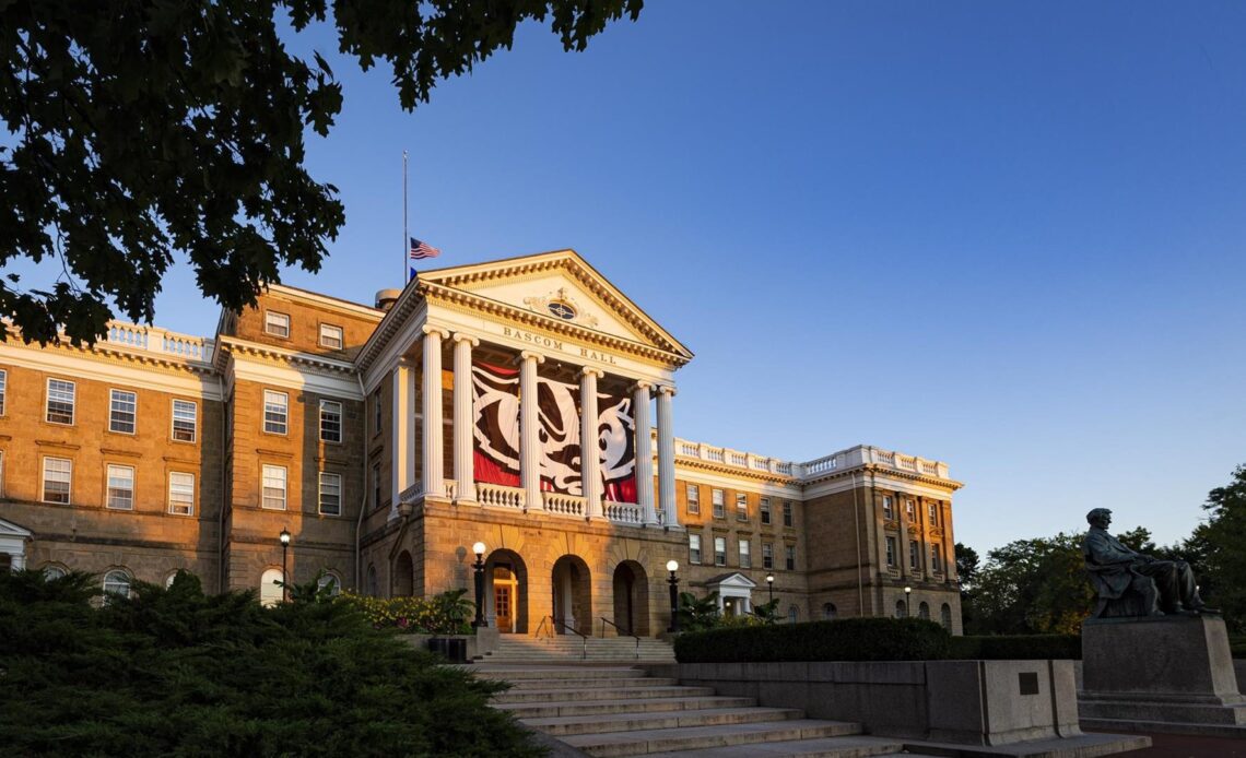 115 Badgers named Big Ten Distinguished Scholars