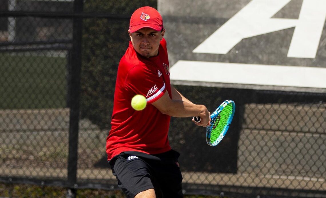 Hernandez Competes in Bogota Challenger