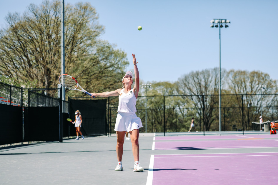 Thompson Finishes Strong at Debbie Southern Invite – Clemson Tigers Official Athletics Site