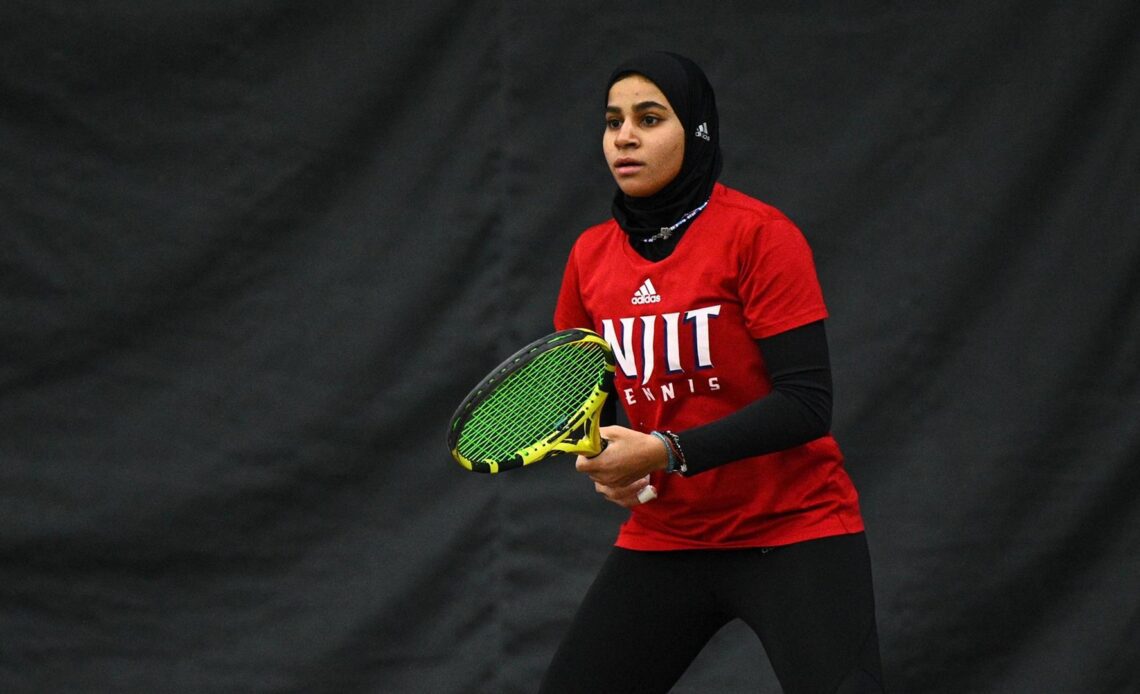 Women’s Tennis Signs Transfer Amira Badawi