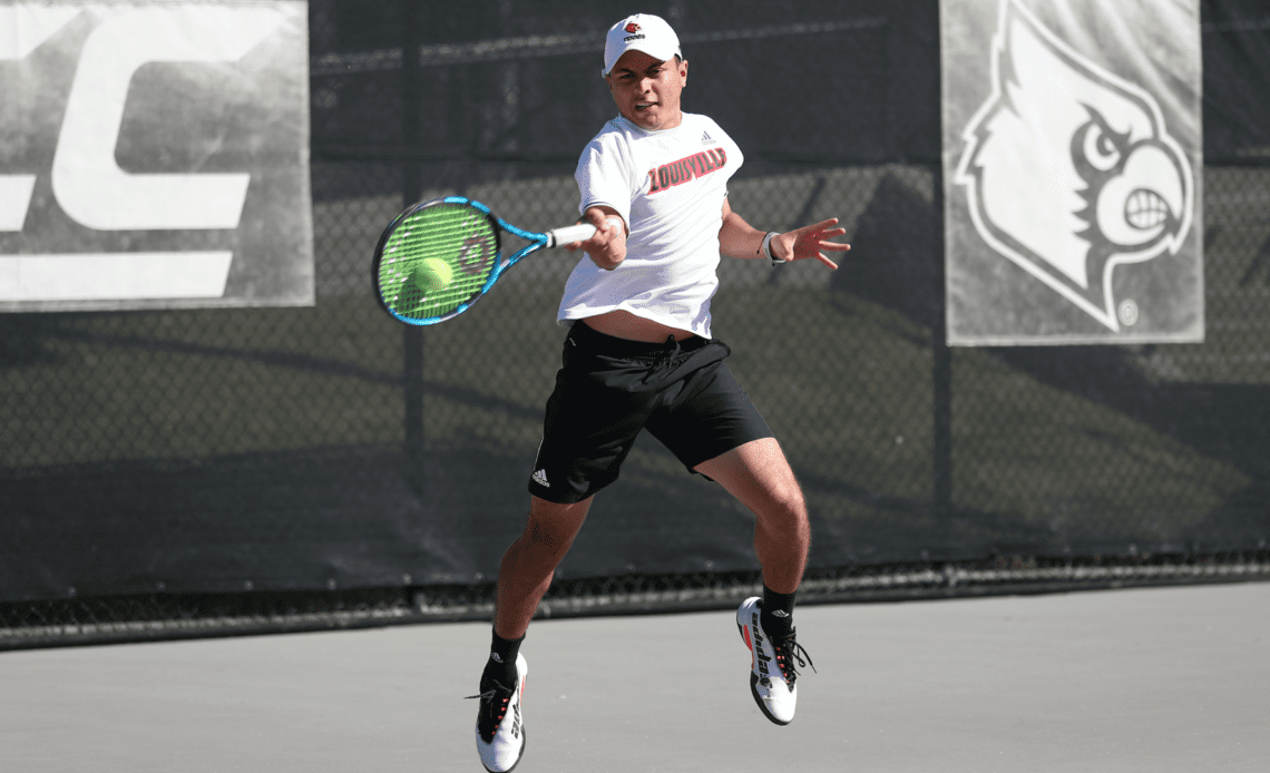 Cards Advance to Doubles Semifinals, Single Quarterfinals at ITA Ohio Valley Regional Championships