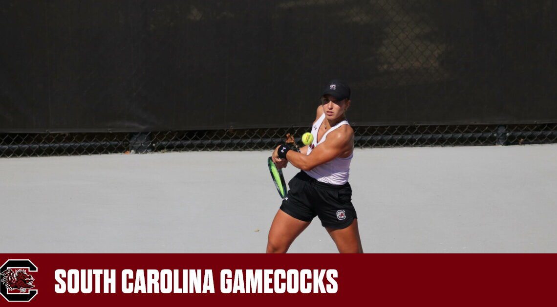 Cruz Leads Gamecocks Through Second Day of Home Tournament – University of South Carolina Athletics