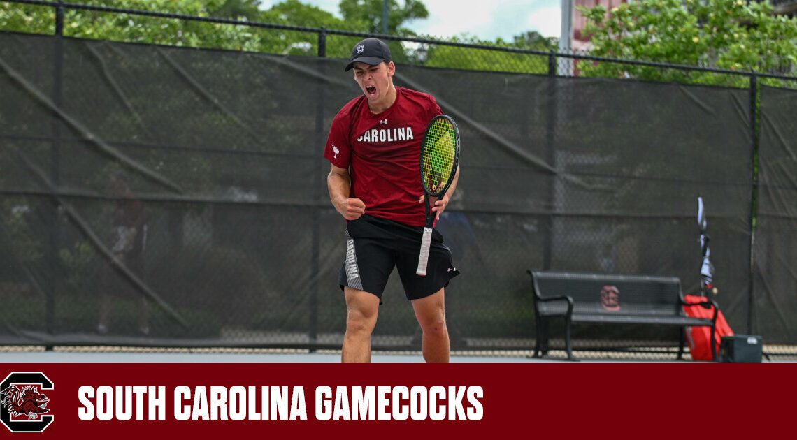 Hoole Earns First Career Upset en Route to Regional Semifinals – University of South Carolina Athletics