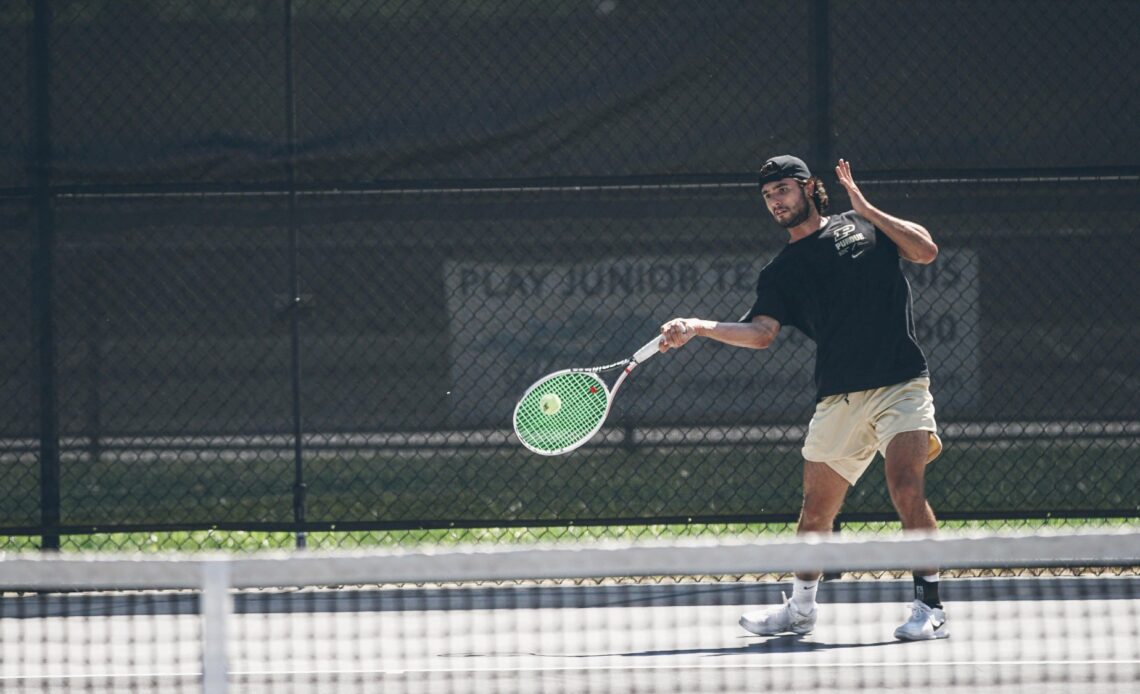 Labrador Reaches ITA Regional Quarters