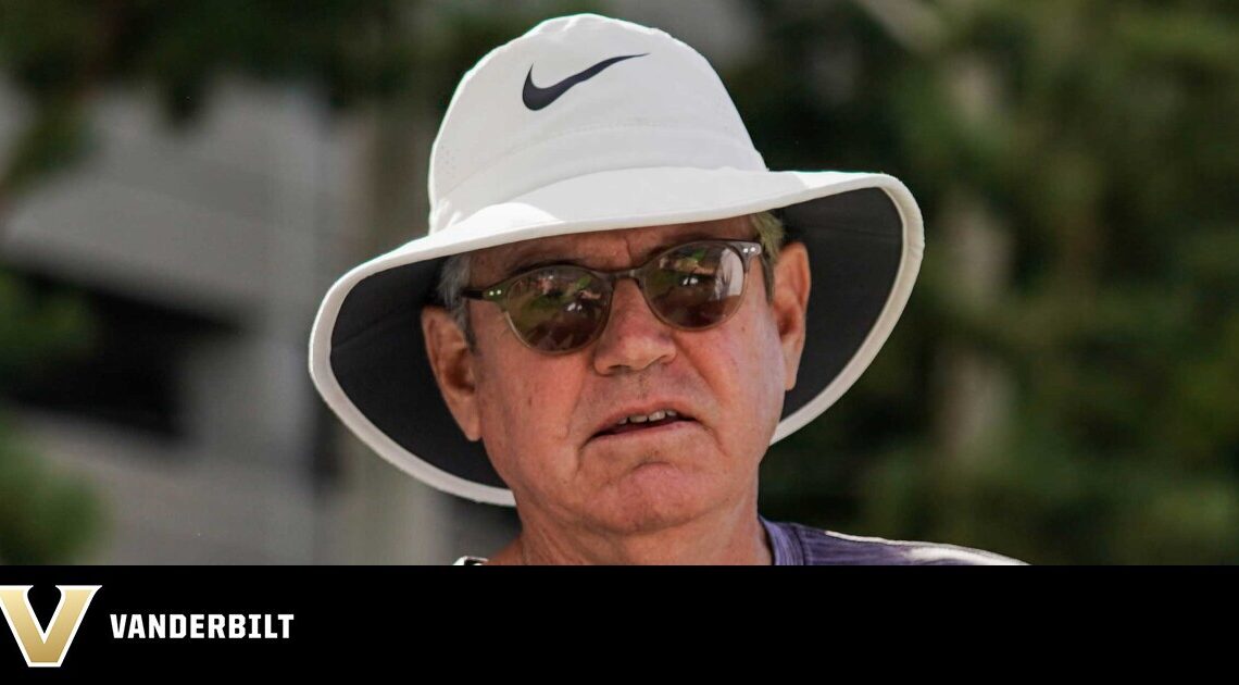 Men's Tennis | Commodore Coach Announces Retirement