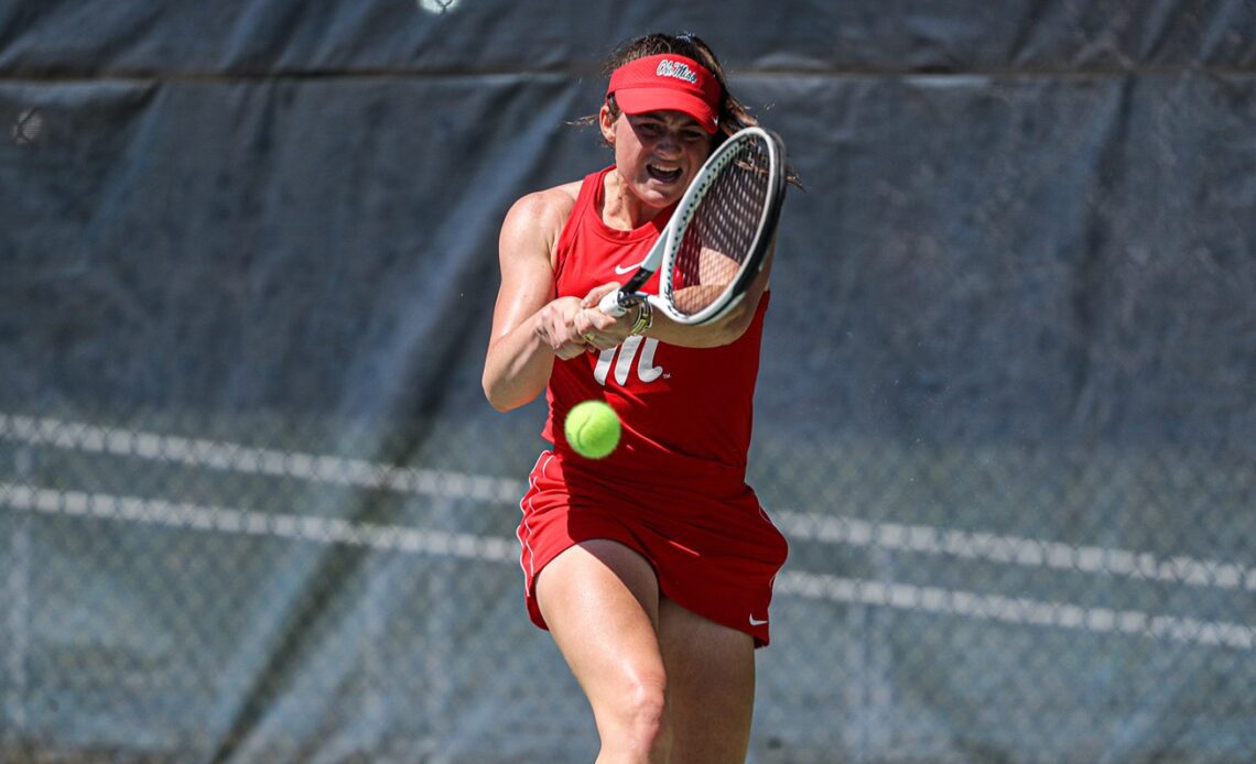 Women’s Tennis Lillian Gabrielsen on Hot Streak at ITA Southern Regional