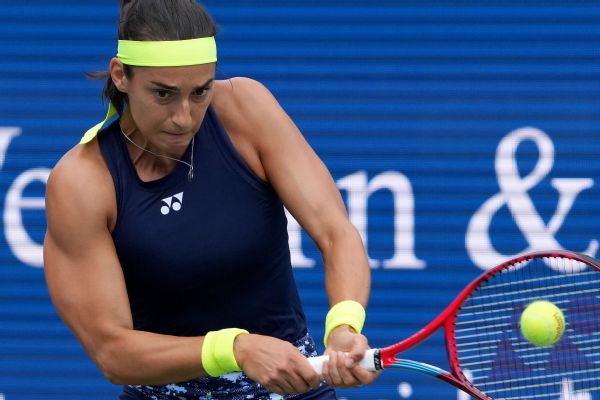 Caroline Garcia tops Daria Kasatkina for final spot in semis of WTA Finals