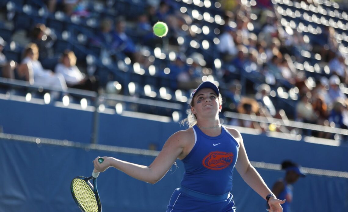 Five Singles Victories Highlight Day One of Miami Fall Invite