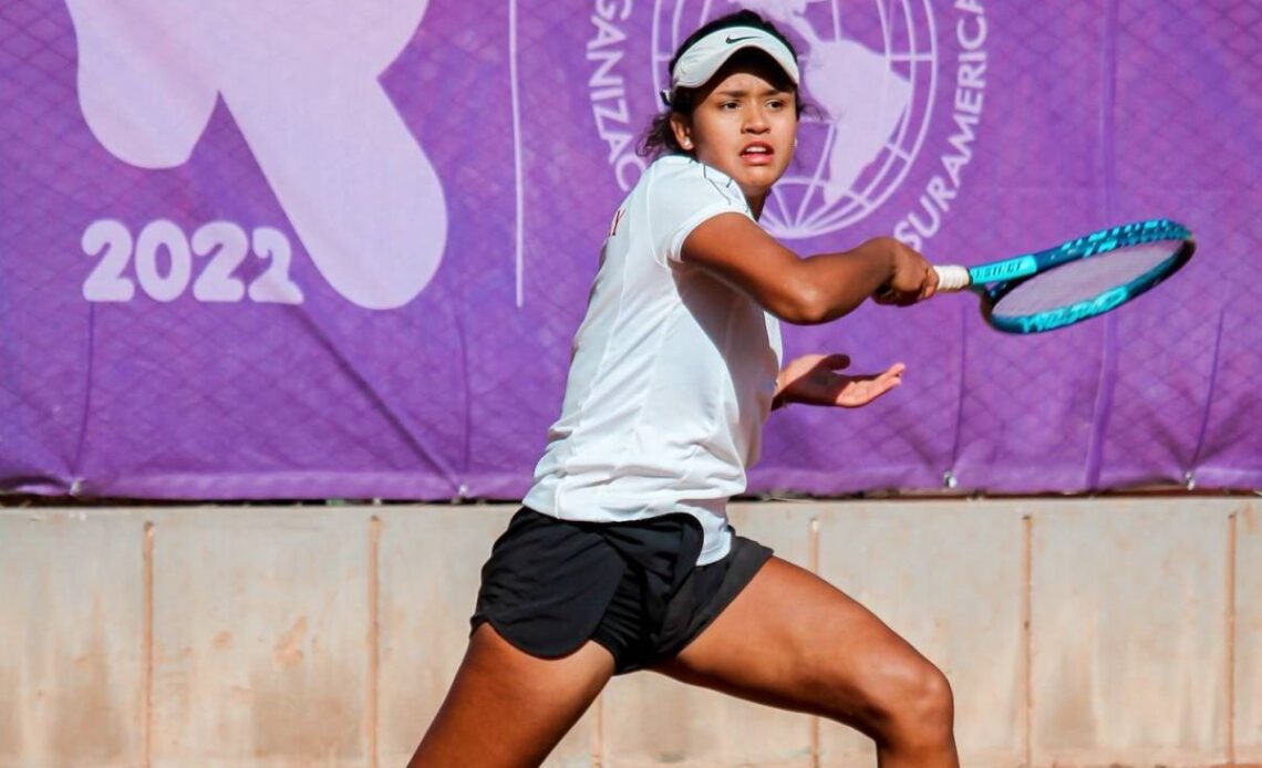 Lady Vol Tennis Signs Leyla Britez Risso