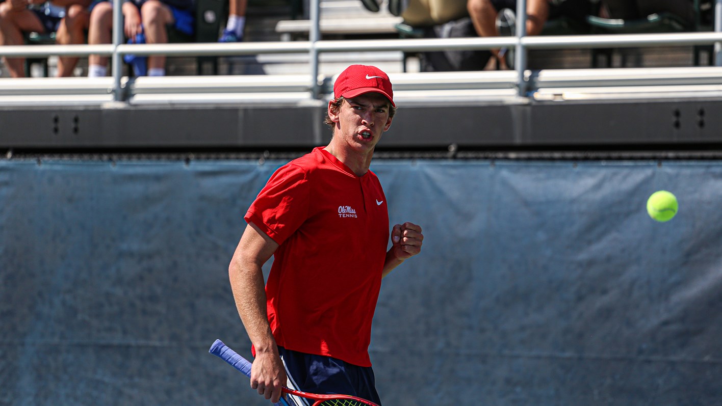 Men’s Tennis Splits Opening Day Matches At Georgia Tech Invite - VCP Tennis