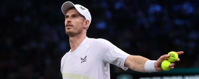 Andy Murray receives humanitarian award for donating prize money to Ukraine