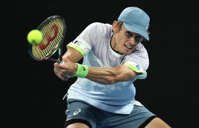 De Minaur survives second-round test at Australian Open 2023 | 19 January, 2023 | All News | News and Features | News and Events