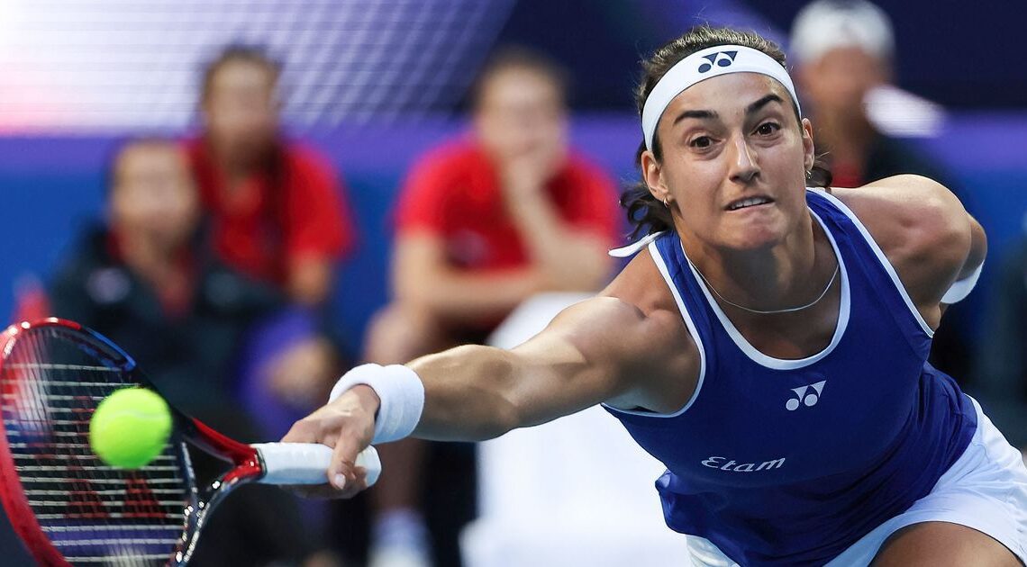 Garcia keeps French hopes alive in Perth with win over Martic