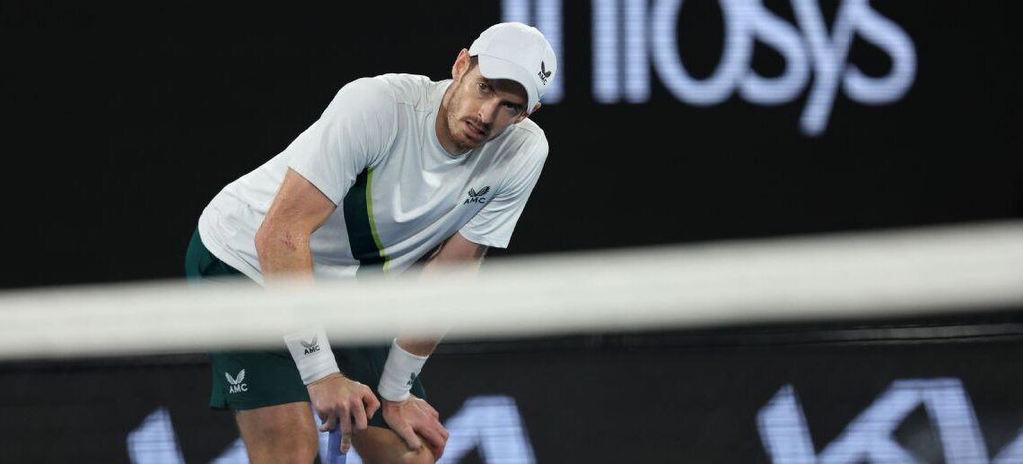 Murray out of Australian Open after defeat to Bautista Agut