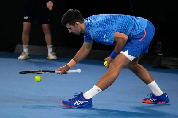 Novak Djokovic backs Andy Murray's calls for earlier matches