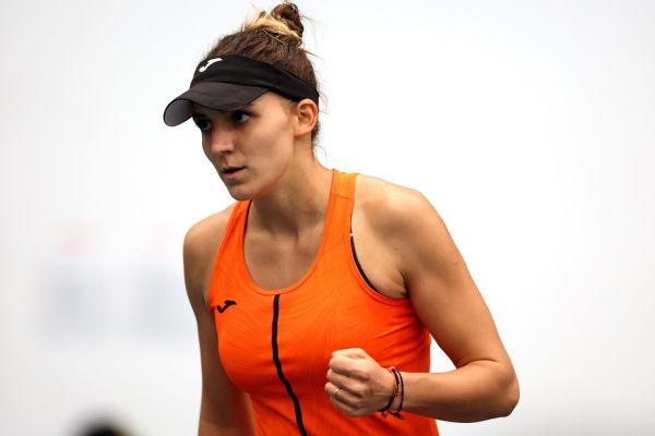 Qualifier Rebeka Masarova def. Sloane Stephens at ASB Classic