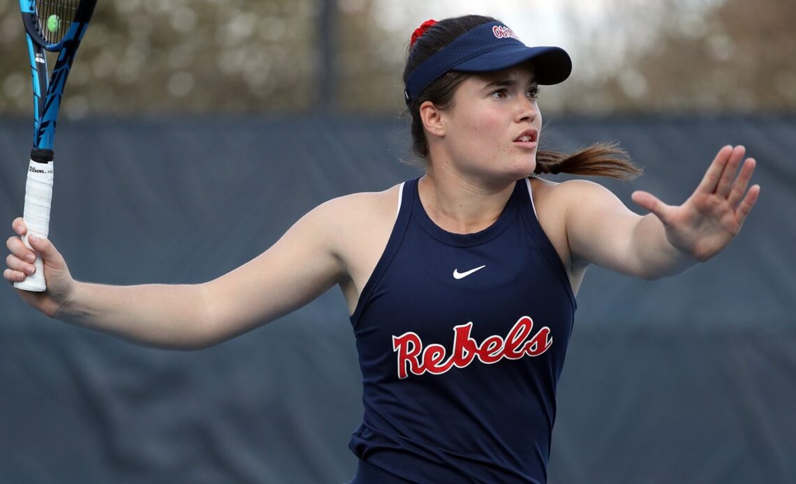 Women’s Tennis Finishes First Day of Michigan Spring Invitational