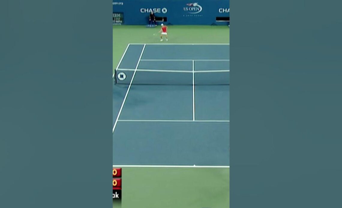 HOW did Serena win this point?? 🤯