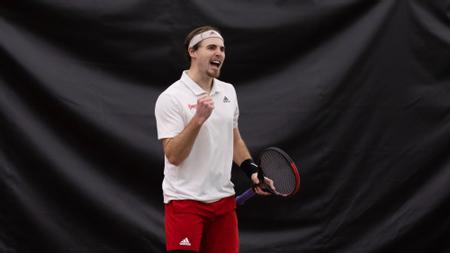 Huskers Host Drake for Midweek Matchup
