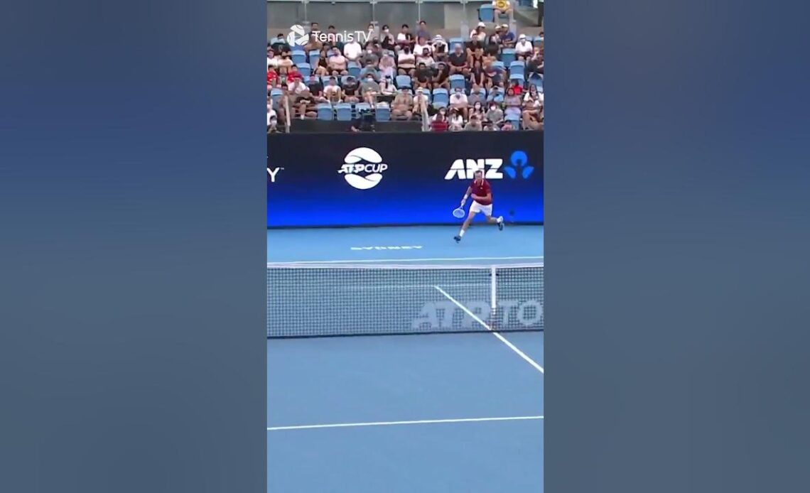 UNREAL Half Volley From Felix Auger-Aliassime 🤌
