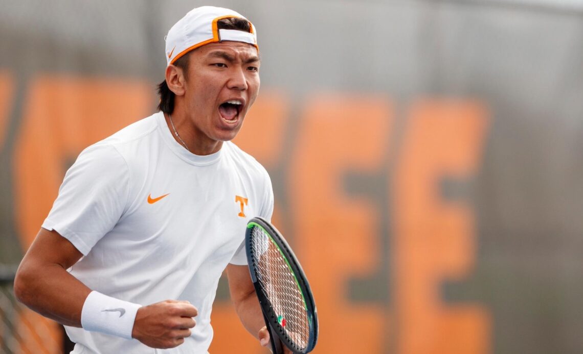 Mitsui Clinches Again as #14 Vols Rout #12 Mississippi State, 5-2