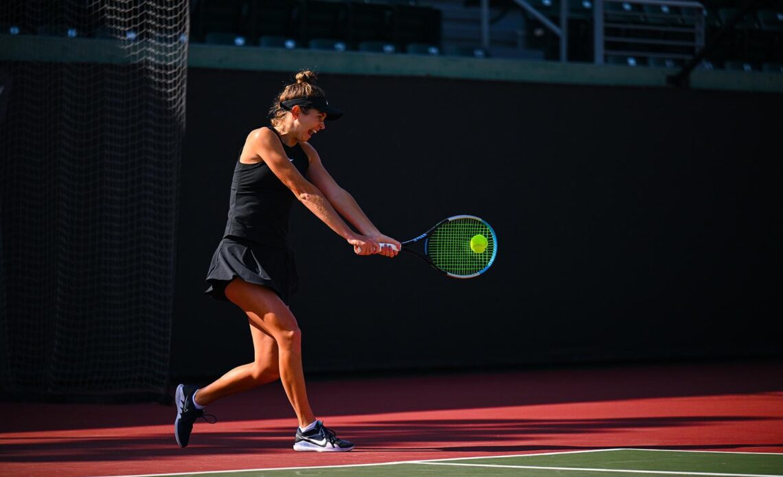 USC Women’s Tennis Stalls Out During 5-2 Loss To Washington