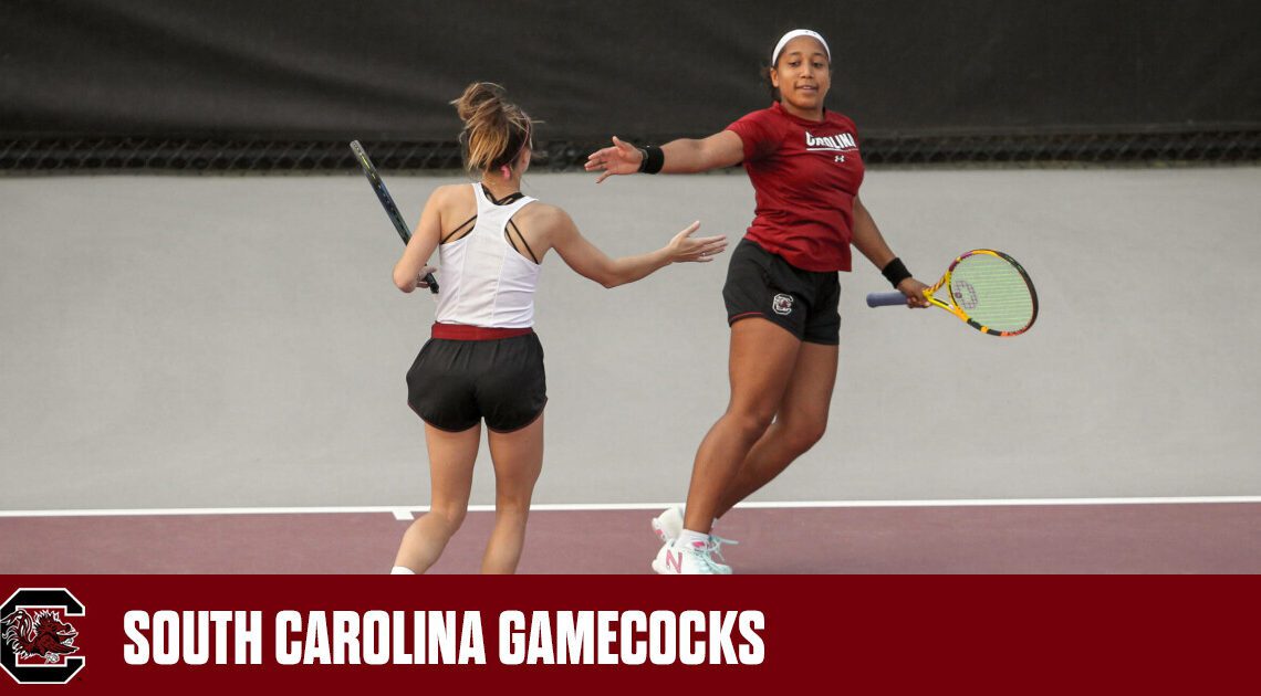 Akli, Hamner Named to All-SEC First Team – University of South Carolina Athletics