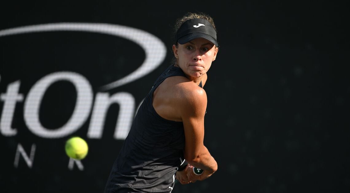 Charleston: Linette battles past Gracheva in three-set comeback