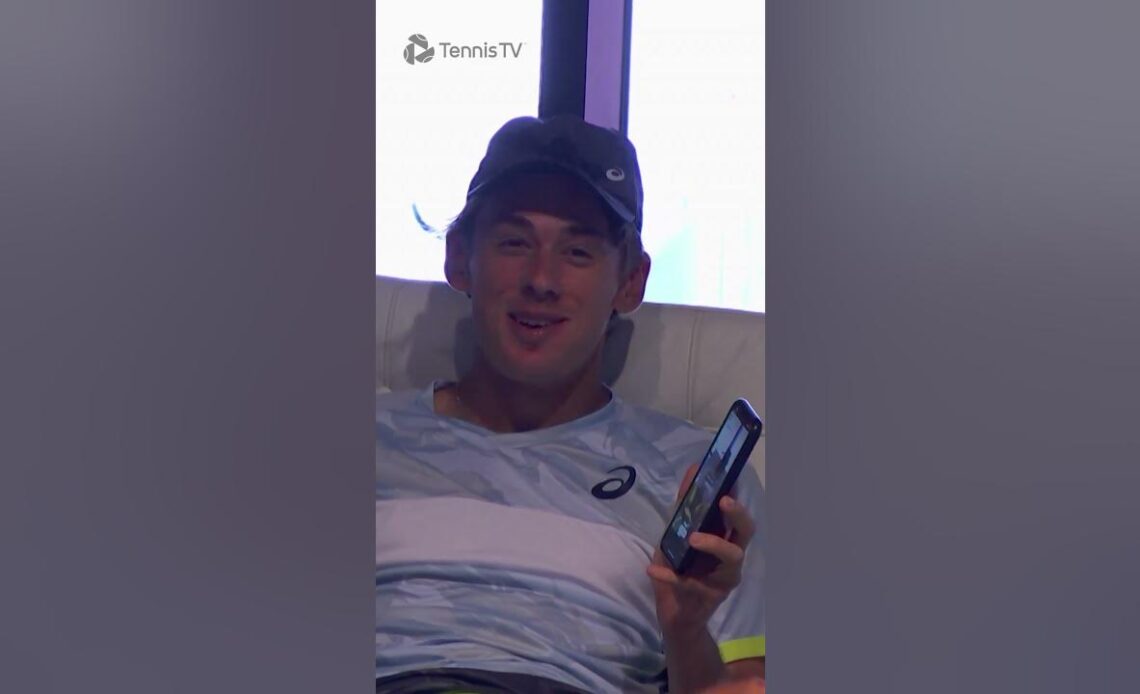 De Minaur LOVING The Tennis TV Content! 🤣