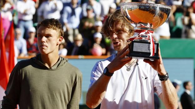 Andrey Rublev (right) and Holger Rune