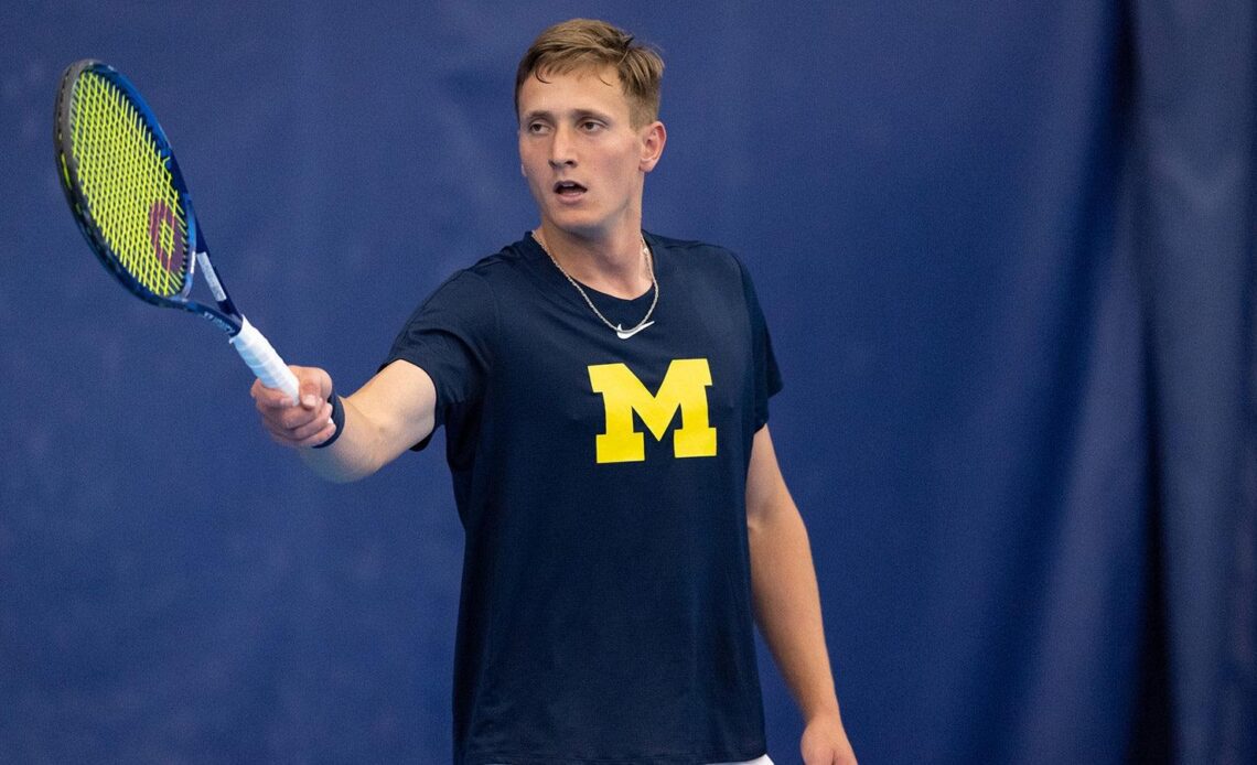 U-M Sends Seniors Out With Victory Over No. 25 Illinois to End Regular Season