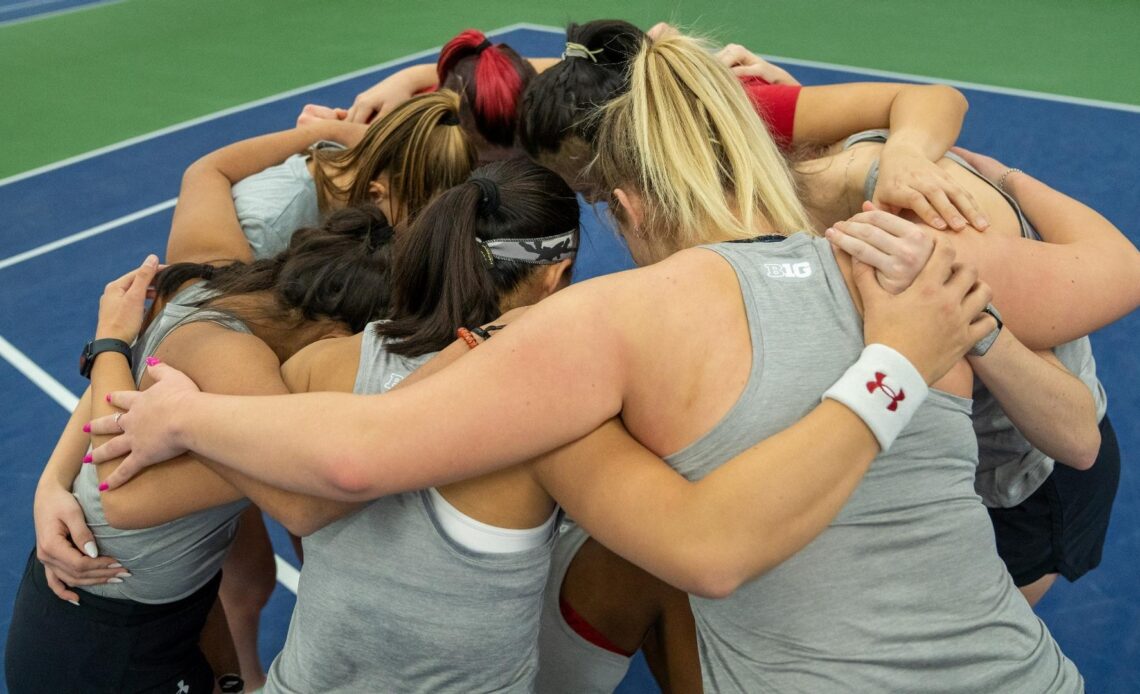Women's tennis to host youth clinic