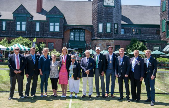 Owen Davidson with fellow International Tennis Hall of Fame inductees in 2018.