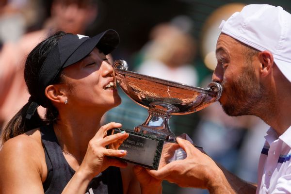 Defaulted in doubles, Miyu Kato wins mixed title at French Open