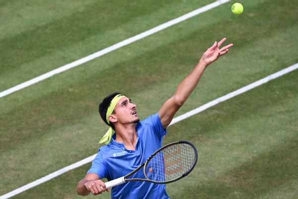 Lorenzo Sonego dominates Marco Berrettini at Stuttgart Open