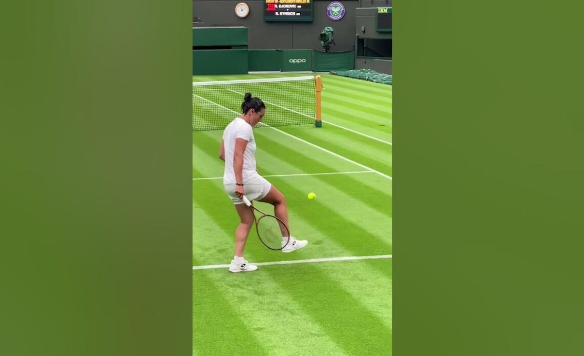 Ons Jabeur enjoying herself on Centre Court 😄🤳🎾 #shorts