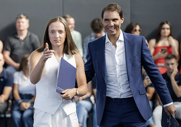 Swiatek Joins Nadal and Delivers Keynote Speech at Nadal Academy Graduation Ceremony