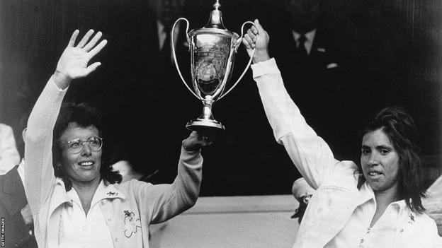 Billie Jean King and Rosie Casals with Wimbledon women's doubles trophy in 1973