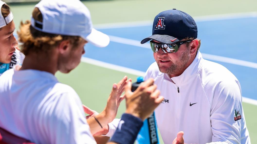 Arizona Signs Contract Extension With Clancy Shields