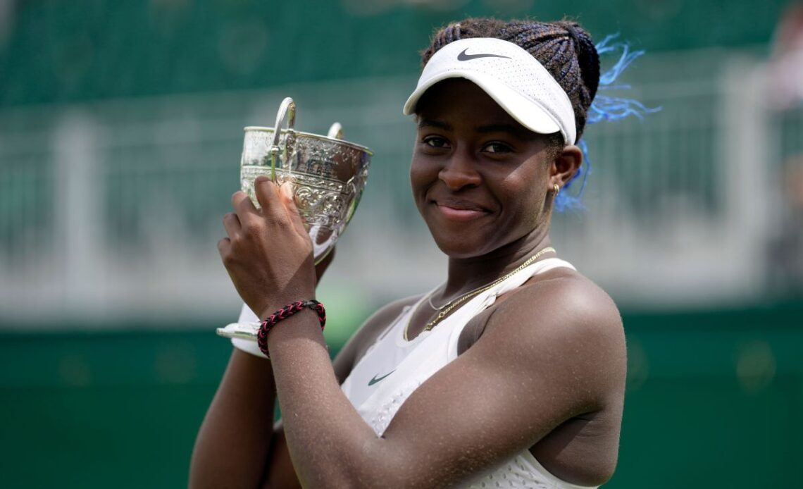 Clervie Ngounoue, Henry Searle win Wimbledon juniors titles