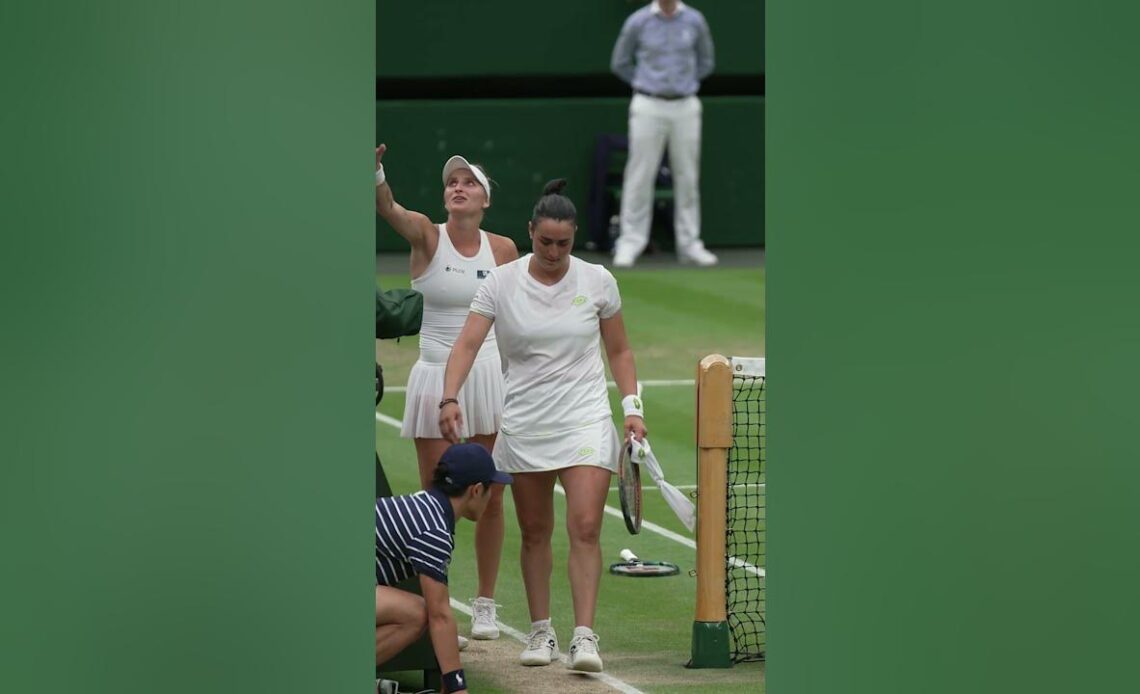 WIMBLEDON LADIES' SINGLES CHAMPION 2023 🏆 Marketa Vondrousova 🇨🇿 wins on Centre Court #shorts