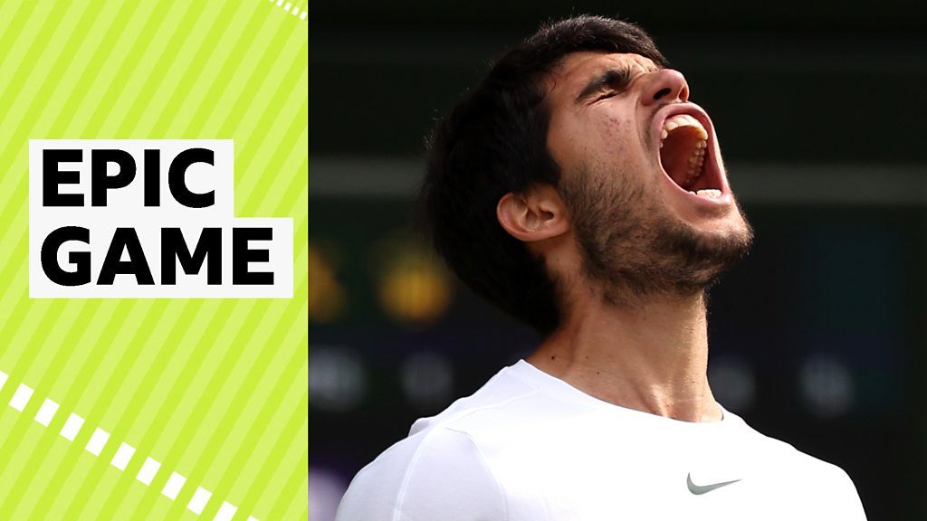 Wimbledon 2023: Carlos Alcaraz wins dramatic third set against Novak Djokovic