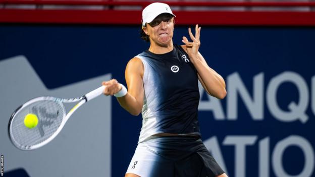 Iga Swiatek playing at the Montreal Open